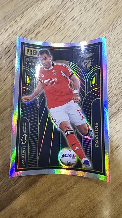 Cromos premium Pavlidis e Zalazar