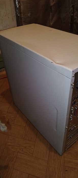 Komputer stacjonarny Pentium 3 retro uszkodzony