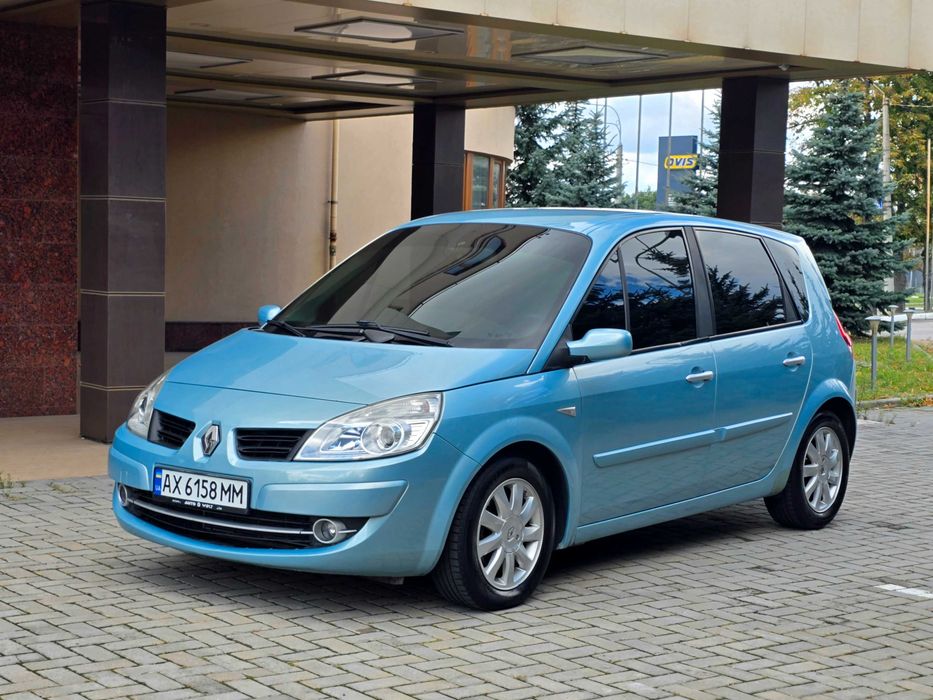 Renault Scenic 2006г.в. 1.6 бензин, механика