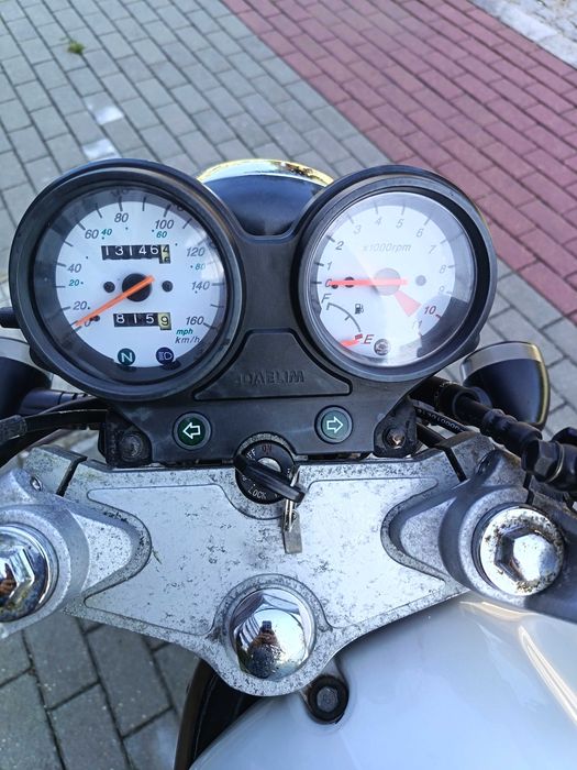Daelim Roadwin Fi 125