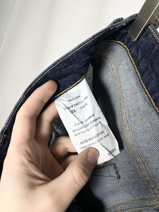 ОРИГІНАЛ Levis 511 ( розмір 32 )