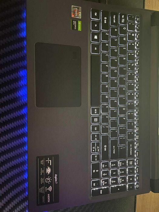 Laptop acer aspire 7