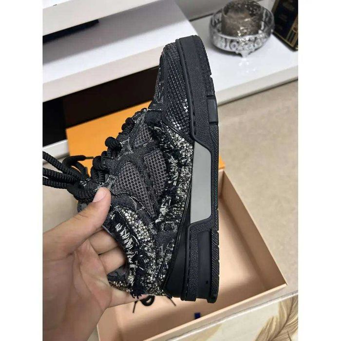 (БЕЗ ПЕРЕДОПЛАТИ)Louis Vuitton Skate Swarovski луї віттон скейт чорні