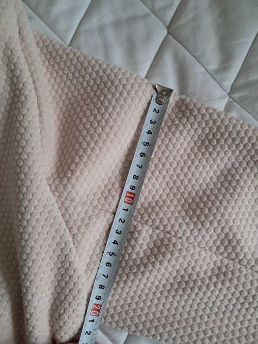 Бомбер жіночий, 52 розмір  на холодну пору року.