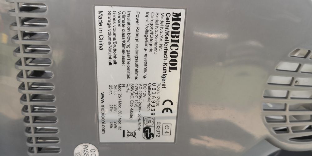 Lodówka turystyczna Mobicool 12v 230v ladna