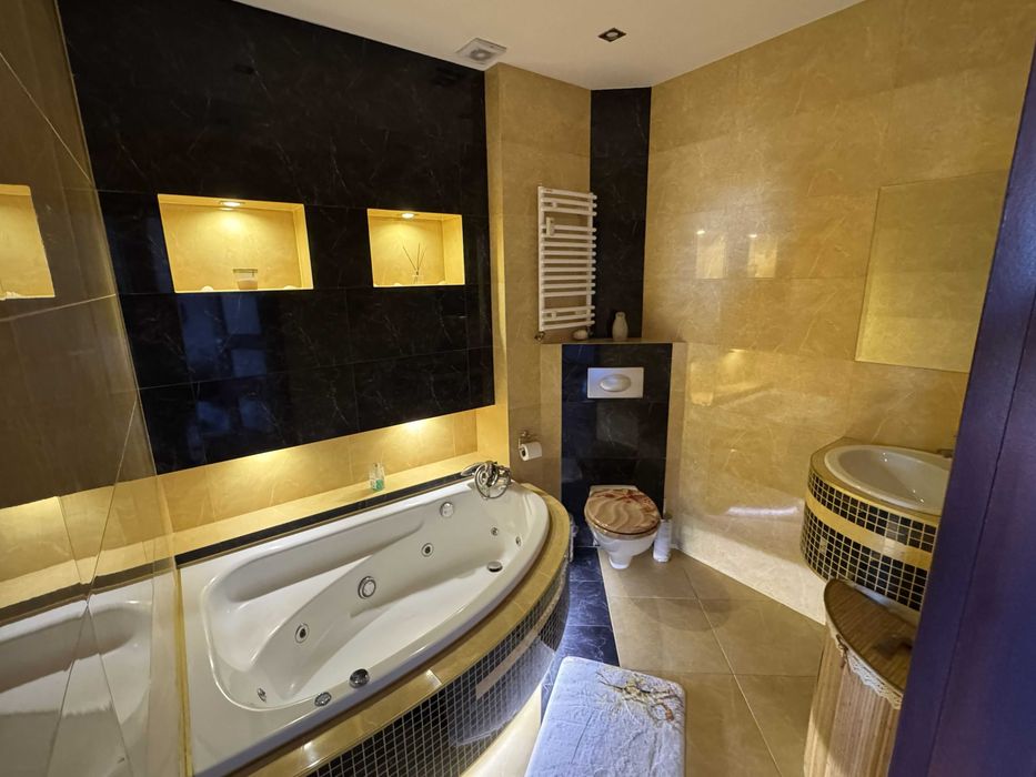 Dwupoziomowe mieszkanie 52 m² na wynajem – świetna lokalizacja, ciche osiedle - Widok 3