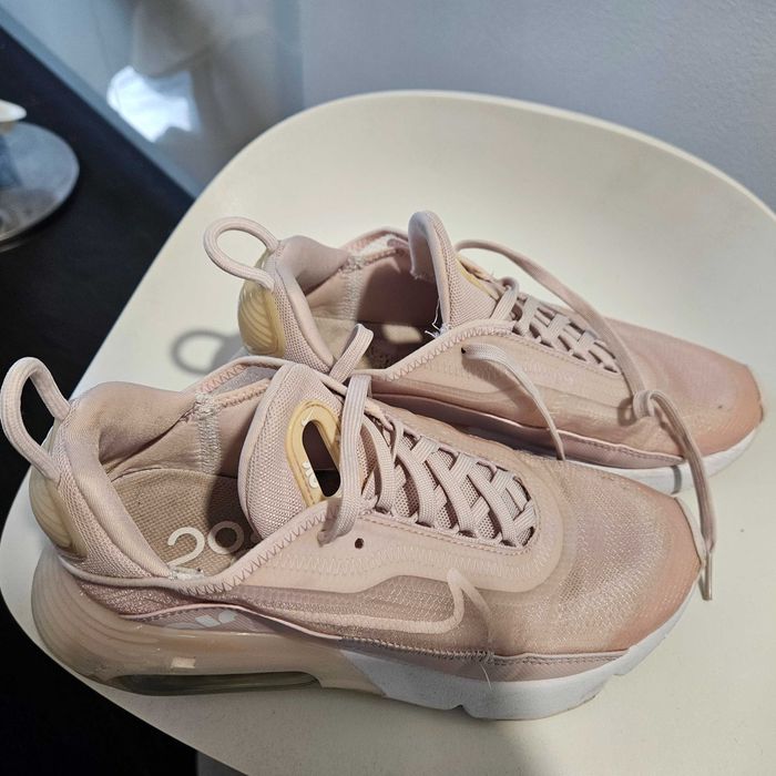 Nike Air Max – pudrowy róż – numer 38