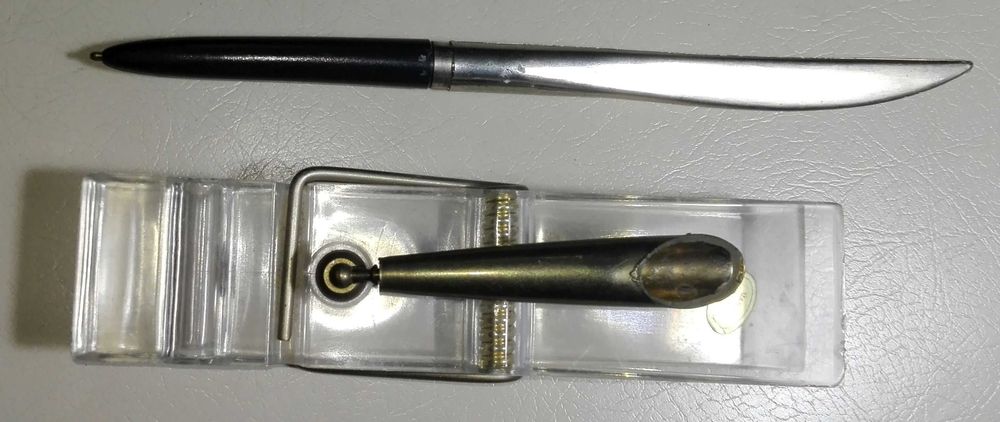 Mola para papeis c/suporte caneta