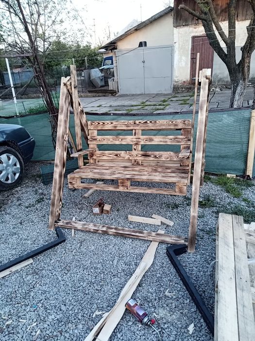 Продам качелю садову