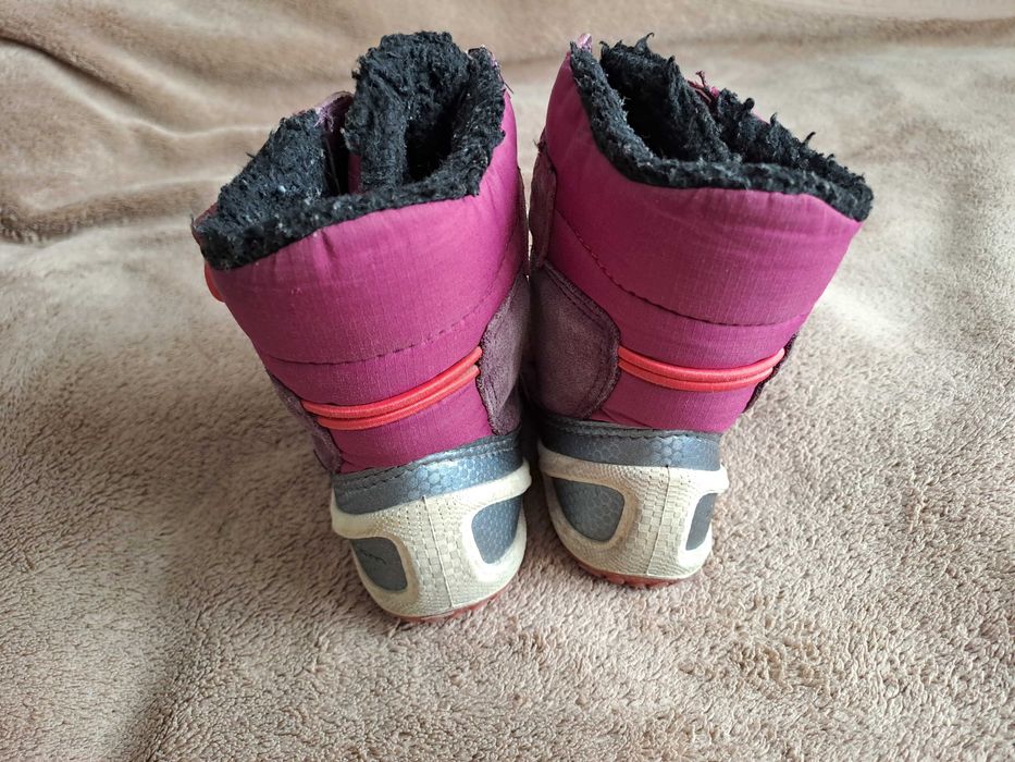 Śniegowce kozaki buty zimowe skórzane ecco biom lite rozmiar 22