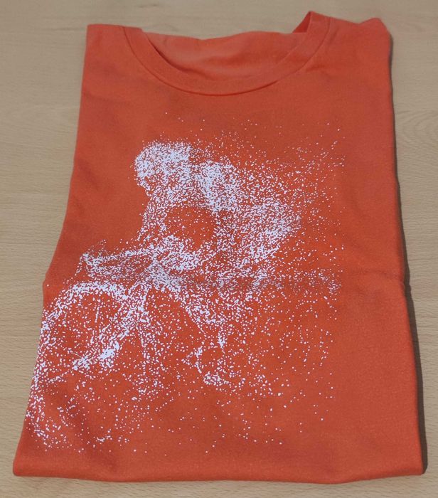 Roupa (T-Shirt BTT) - S