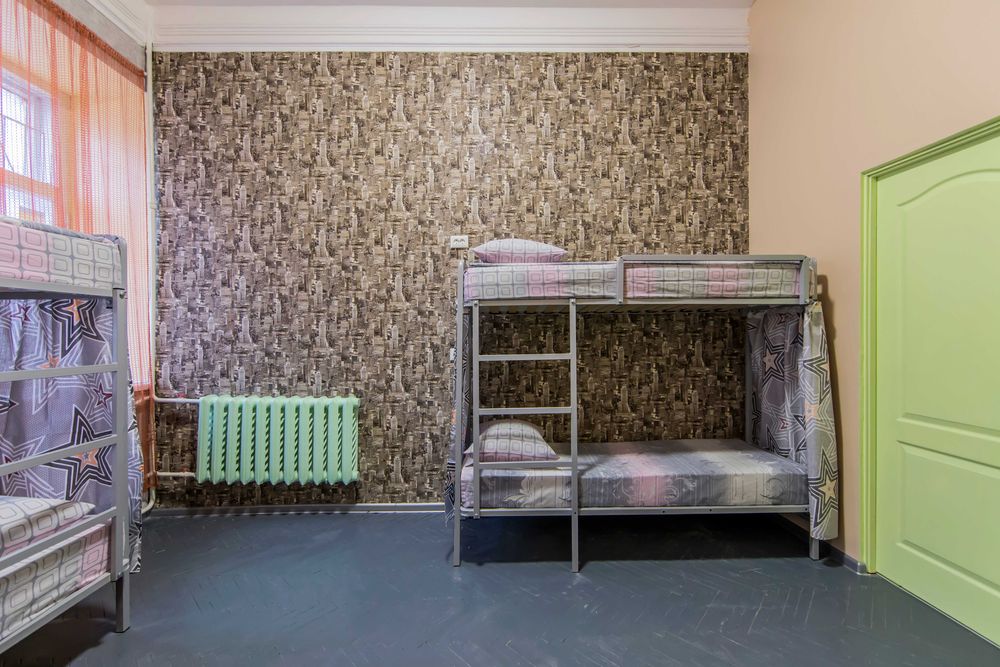 Хостел, Шевченковский р-н. Тёплое проживание гарантировано!!!