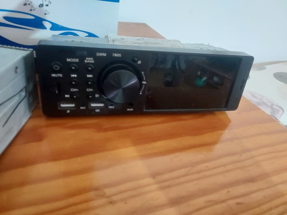 Dois radios a funcionar