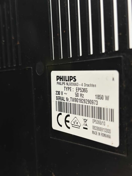 Кавомашина кофемашина Phillips гарний стан в рабочем состоянии