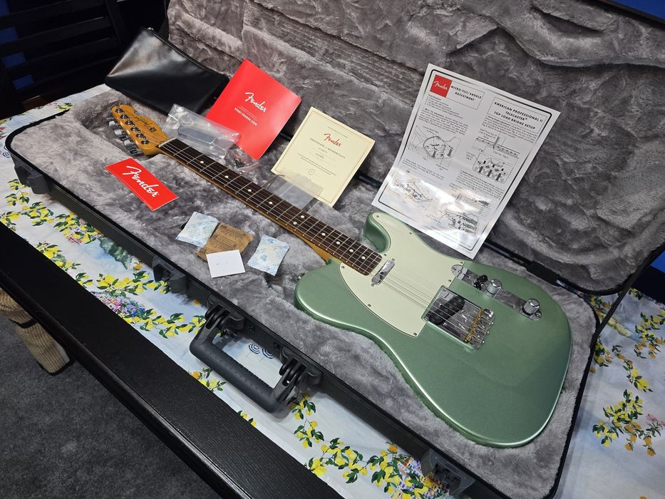 Fender Telecaster pro II Mystic Surf Green