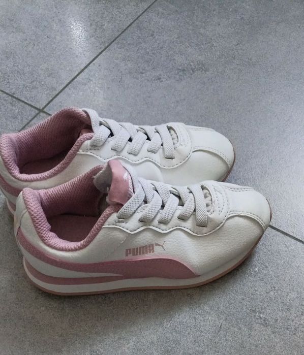Buty Puma dla dziewczynki 29.