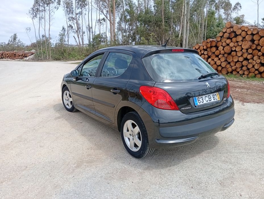 Peugeot 207 1.4i 16v 90cv