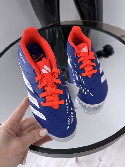 Качественные оригинальные сороконожки копочки бампы Adidas Predator