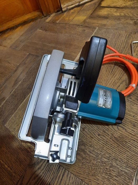 Зроблено в West Germany!!Дискова пила Black & Decker DN 57,800вт,диск 156мм