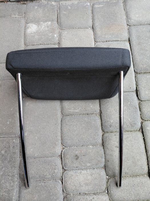 Підголовник Опель Астра h