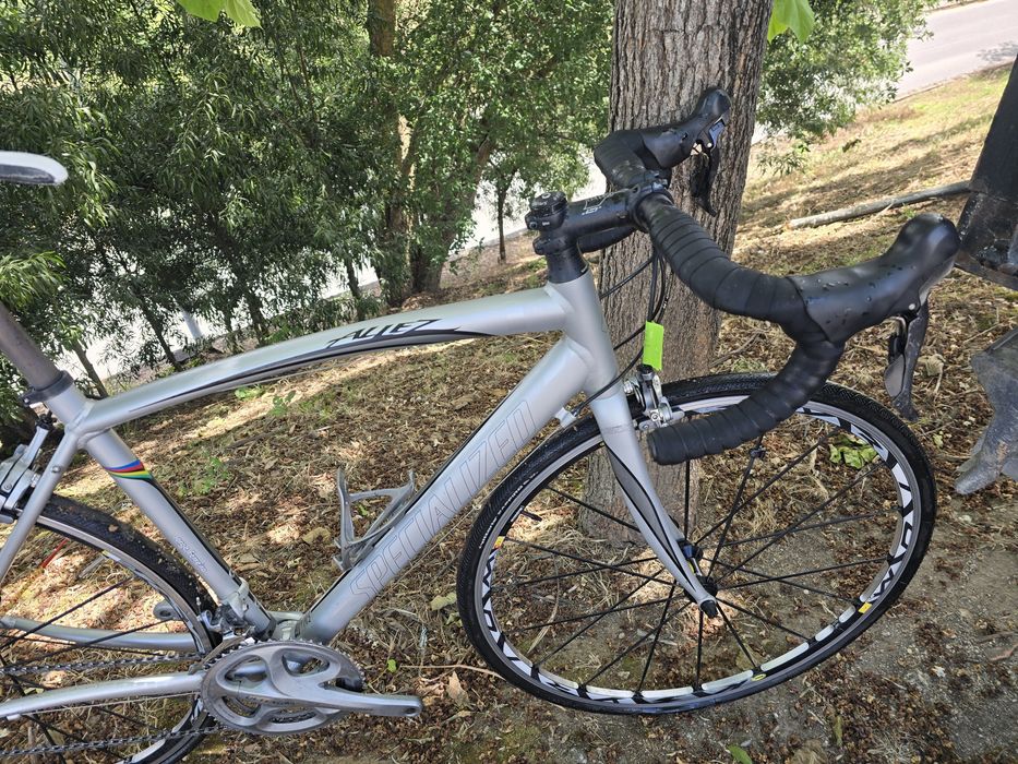 Specialized allez s com ultegra e ksyrium