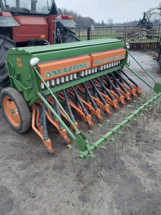 Siewnik Amazone 2 5 , 3 0 D8