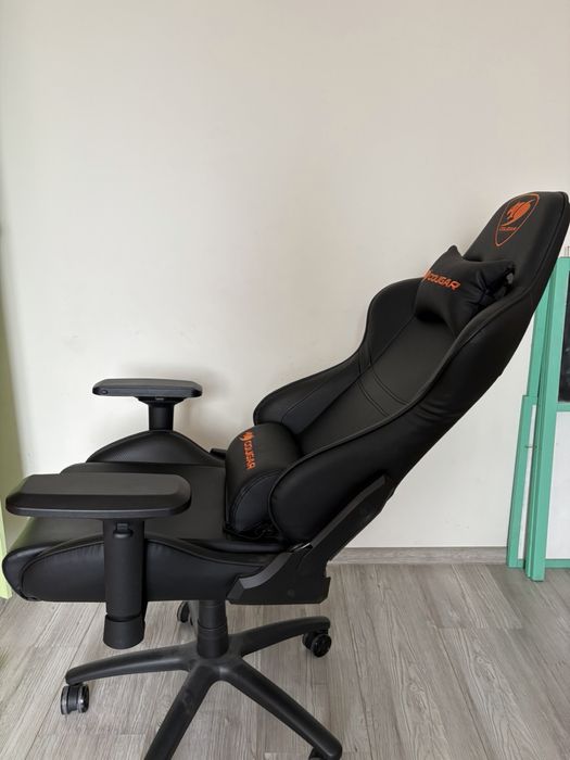 Ігрове крісло Cougar Armor