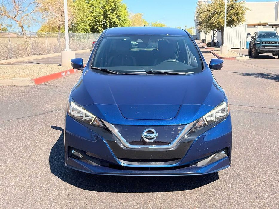 Nissan LEAF      2019