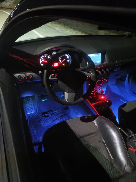 Opel Astra GTC 150cv