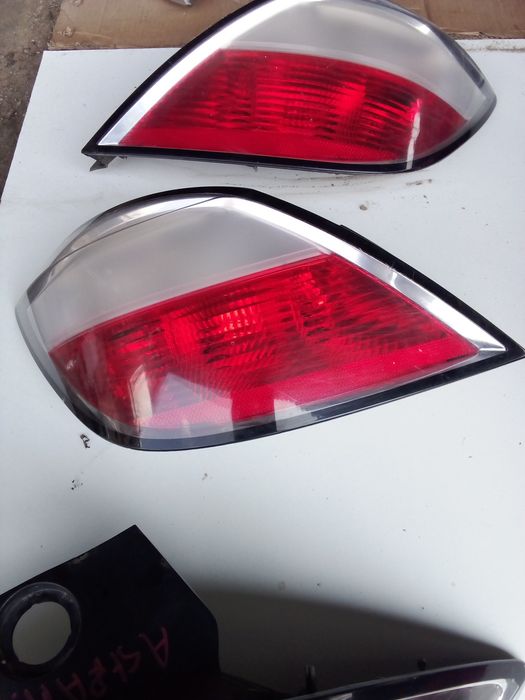 Lampa tylna lewa prawa opel astra H