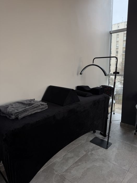 Оренда кушетки для майстра нарощування вій/перманент