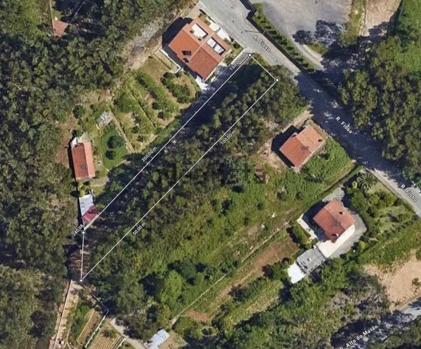 Terreno Crestuma / Rua do Fioso