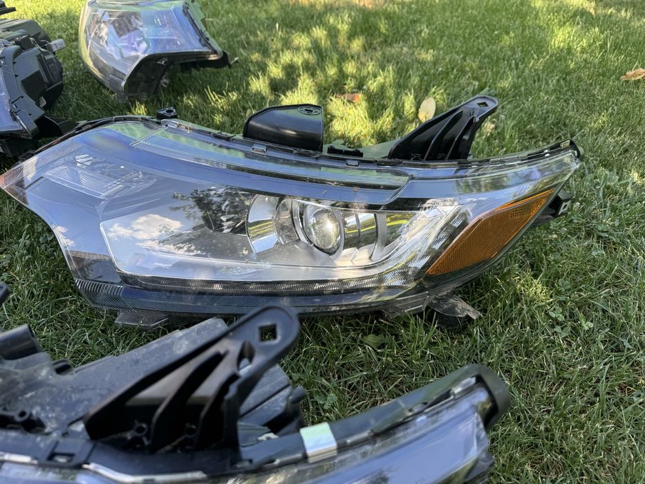 Фара Mitsubishi Outlander 3 USA