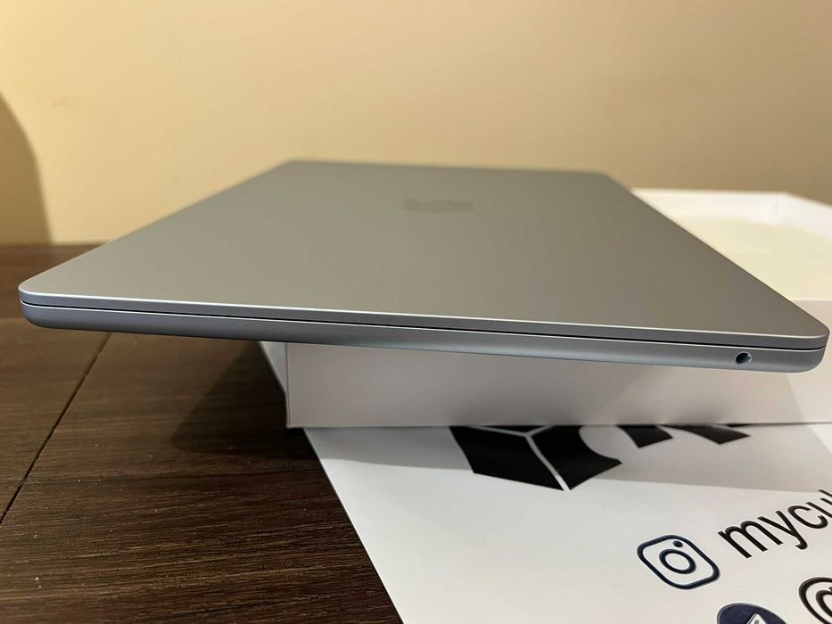 MacBook Air 13,6 M4 2025 16Gb/256Gb Sky Blue MC6T4 новий