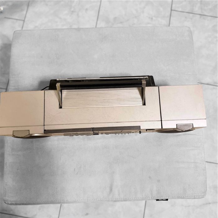 Магнітола Sharp QT-90ZG