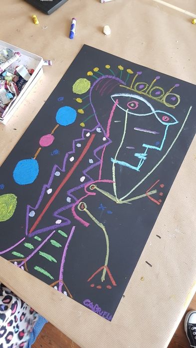 Aulas de artes plásticas64840537784833123