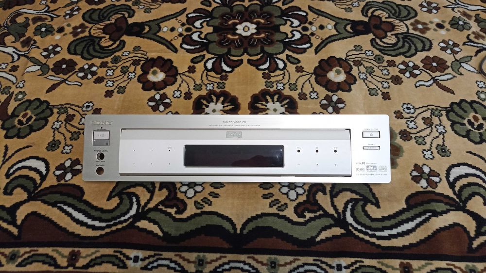 Лицевая панель Sony DVD S-7700