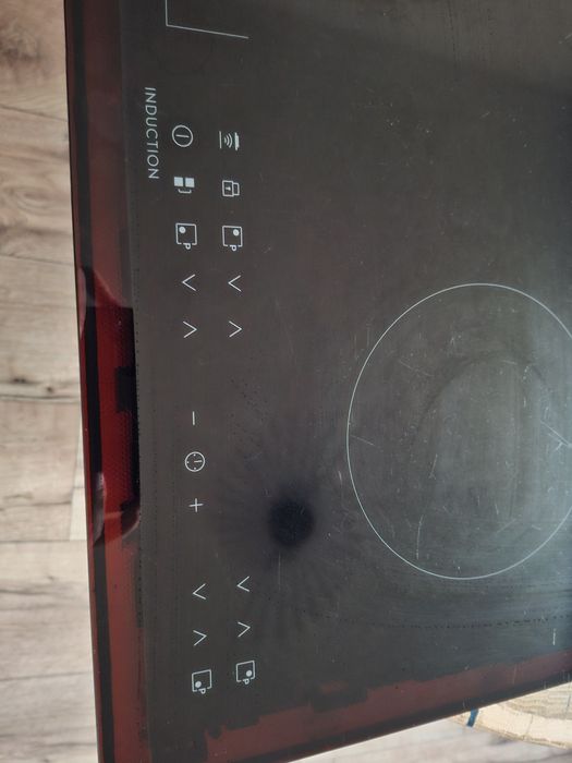 Indukcja electrolux z funkcją podłączenia okapu