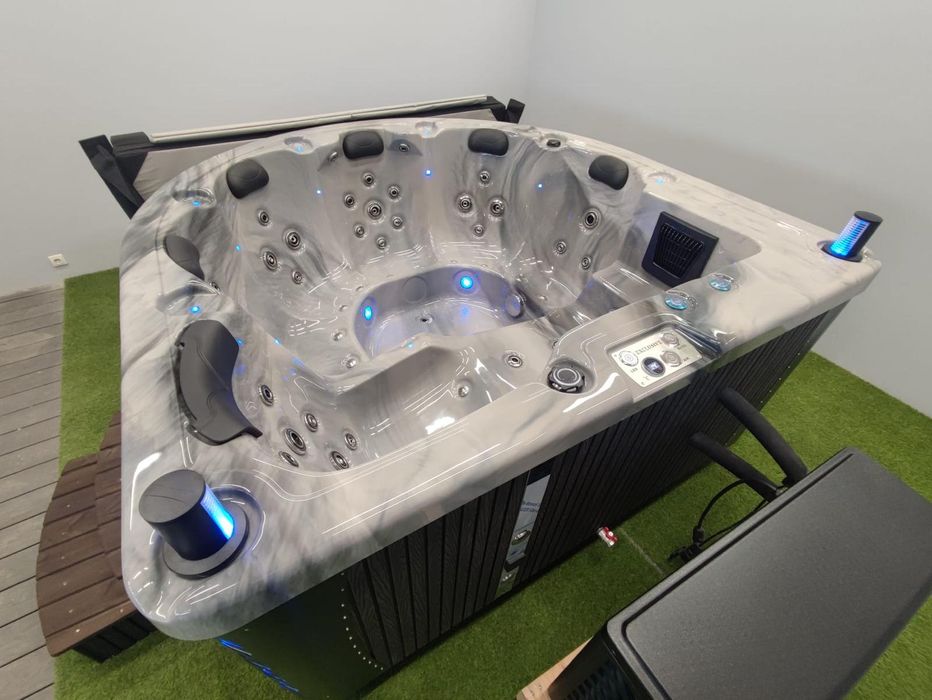 Balia jacuzzi najwyższa jakość spa akryl masaże