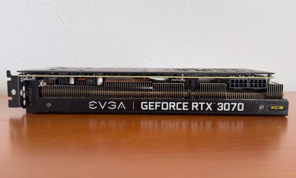 Placa gráfica EVGA 3070 RTX