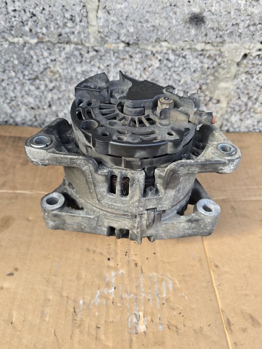 Генератор opel Astra G Zafira A Vectra B 2.0 DTI