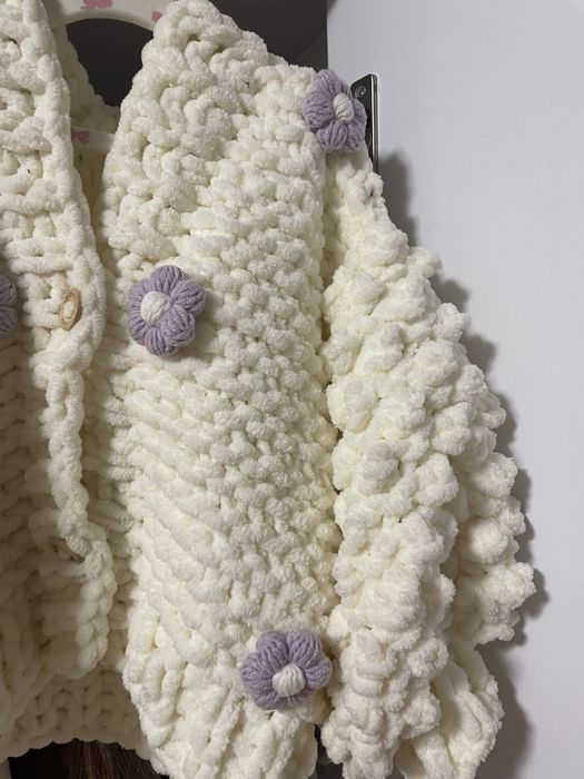 Кардиган вʼязаний для дівчинки ручна робота