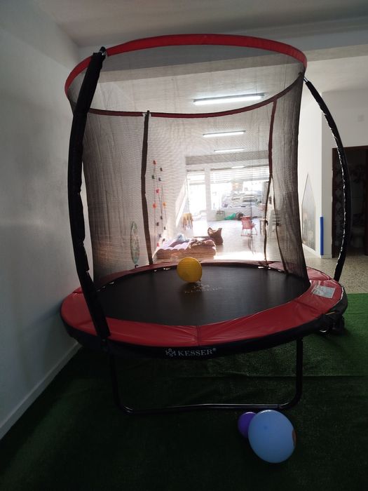 Trampolim 2.3m diâmetro