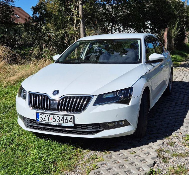 Skoda Superb Bardzo bobry stan, niski przebieg, krajowy