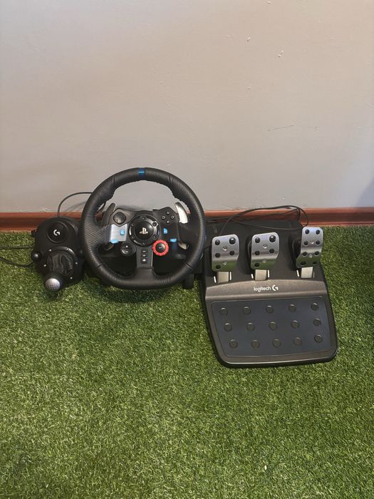 Kierownica Logitech g29 + pedały + biegi