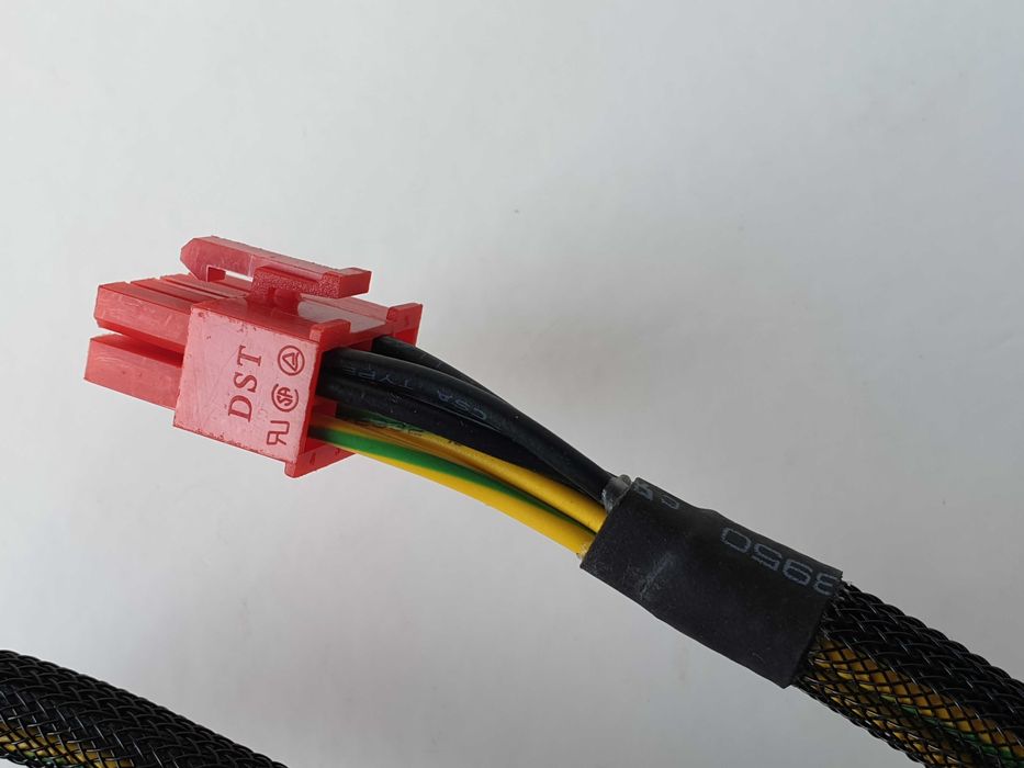 Кабель живлення відеокарти 8-pin (PSU) → 2× PCIe 6+2 pin PCIe Antec Neo ECO.