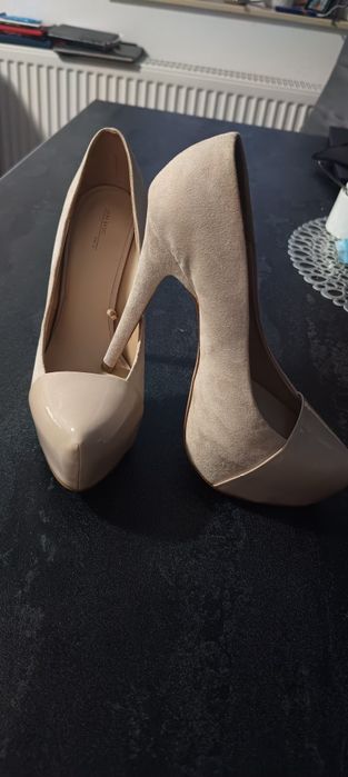 Szpilki czółenka Zara Basic