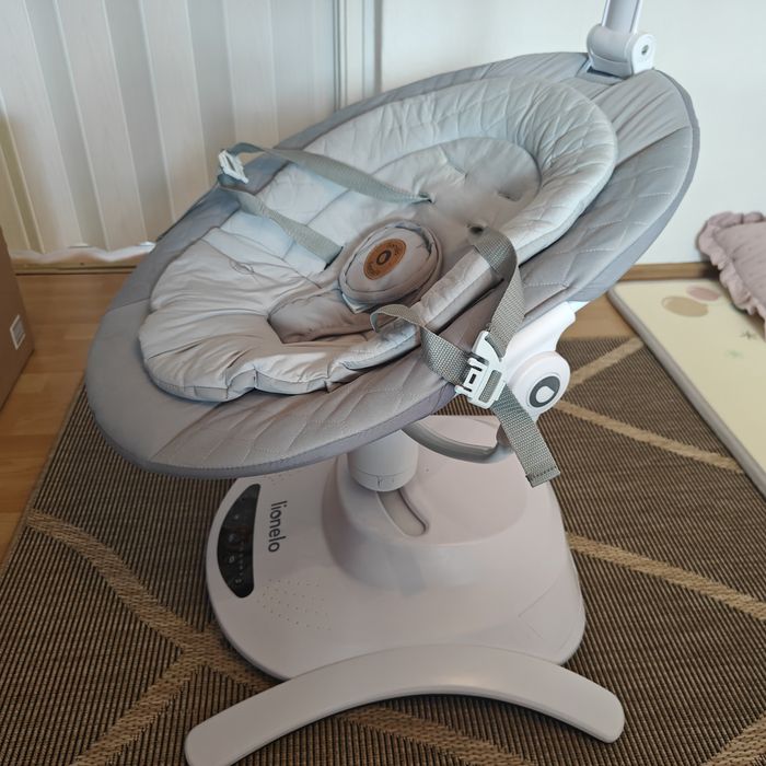 Lineolo  bella  2W1 leżaczek  Bujaczek łóżeczko