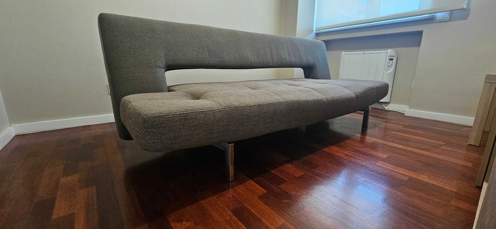 Sofá cama em tecido