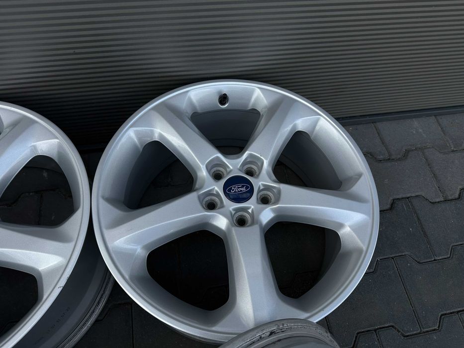 5x108 18 FORD FOCUS MONDEO S-Max C-Max FOCUS Puma Kuga Mondeo ST TPMS